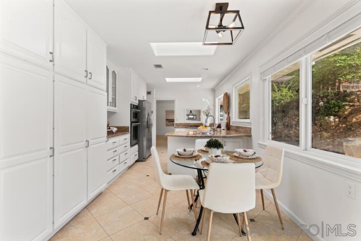 Detail Gallery Image 12 of 30 For 13311  Fallen Leaf Road, Poway,  CA 92064 - 4 Beds | 3 Baths