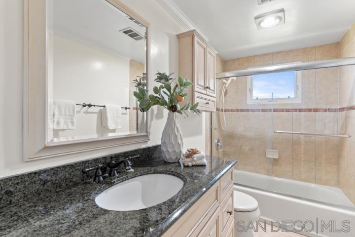 Detail Gallery Image 17 of 30 For 13311  Fallen Leaf Road, Poway,  CA 92064 - 4 Beds | 3 Baths