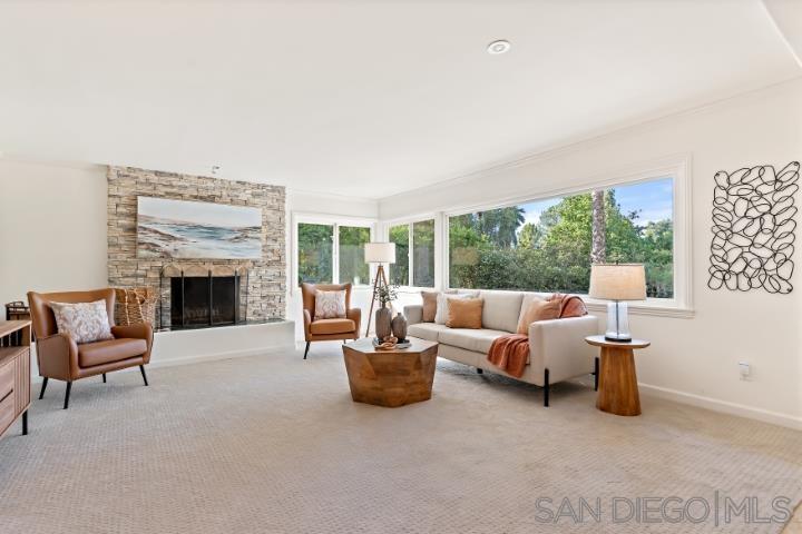 Detail Gallery Image 4 of 30 For 13311  Fallen Leaf Road, Poway,  CA 92064 - 4 Beds | 3 Baths