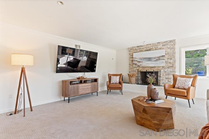 Detail Gallery Image 5 of 30 For 13311  Fallen Leaf Road, Poway,  CA 92064 - 4 Beds | 3 Baths