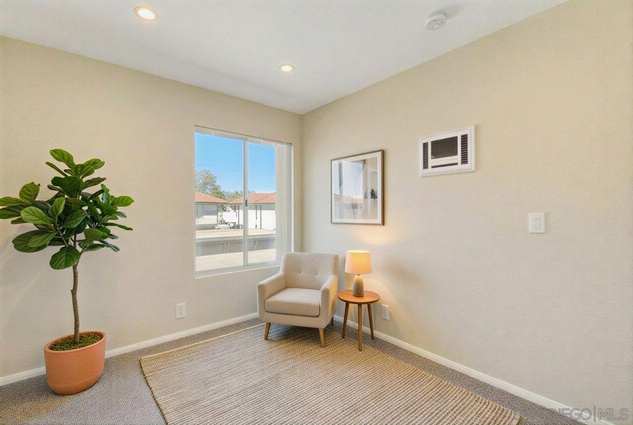 Detail Gallery Image 20 of 25 For 615  Fredricks Ave  #122,  Oceanside,  CA 92058 - 3 Beds | 1/1 Baths