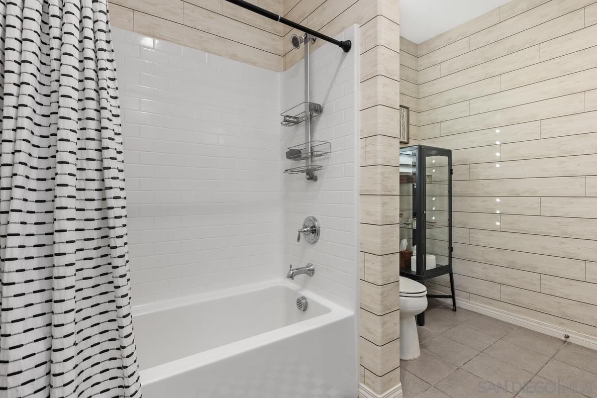 Detail Gallery Image 38 of 55 For 230 Reserve  Court, San Marcos,  CA 92078 - 5 Beds | 3 Baths