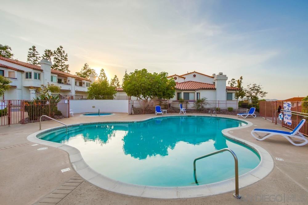 Detail Gallery Image 42 of 65 For 12242  Paseo Lucido  C, San Diego,  CA 92128 - 2 Beds | 2 Baths