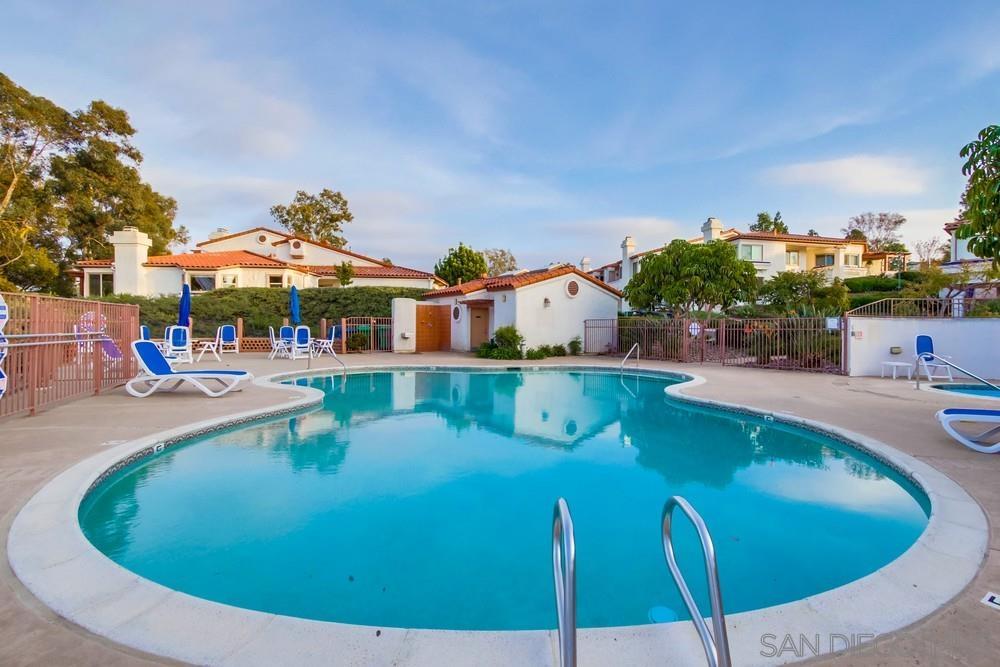 Detail Gallery Image 43 of 65 For 12242  Paseo Lucido  C, San Diego,  CA 92128 - 2 Beds | 2 Baths