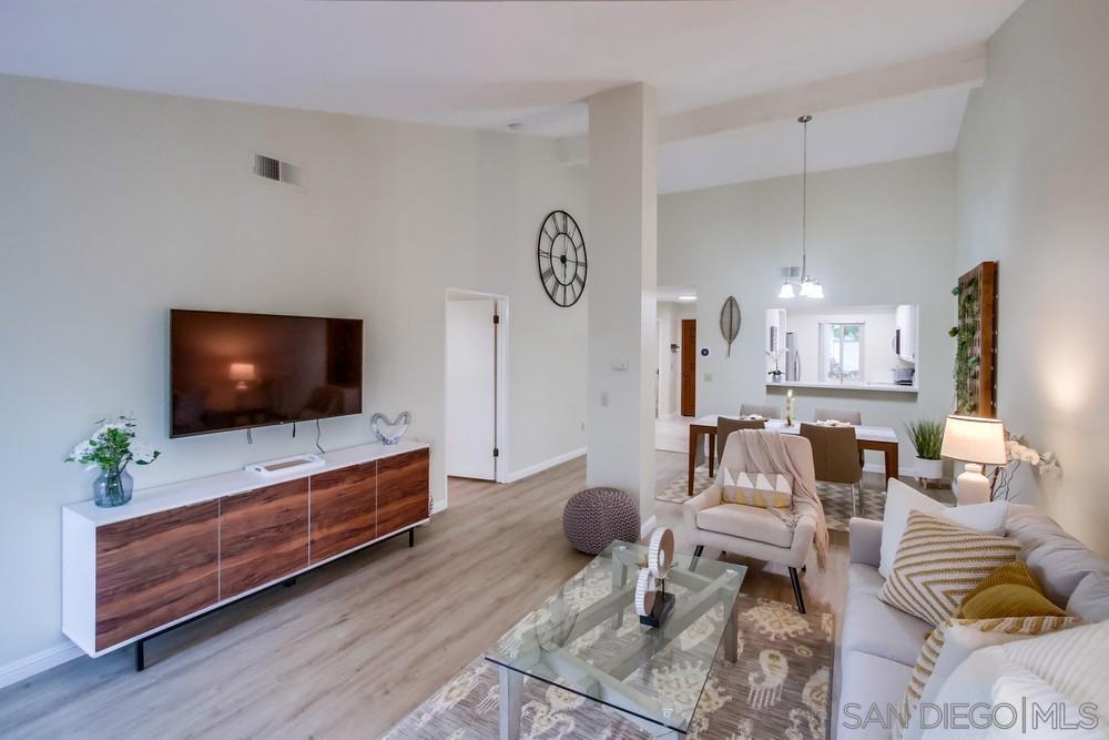 Detail Gallery Image 8 of 63 For 12242  Paseo Lucido  C, San Diego,  CA 92128 - 2 Beds | 2 Baths