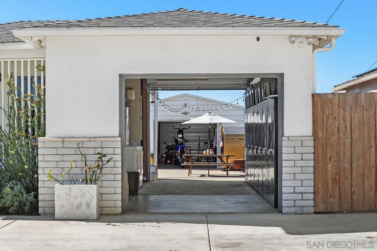 Detail Gallery Image 8 of 48 For 1609  Lopez St., Oceanside,  CA 92054 - 3 Beds | 1 Baths