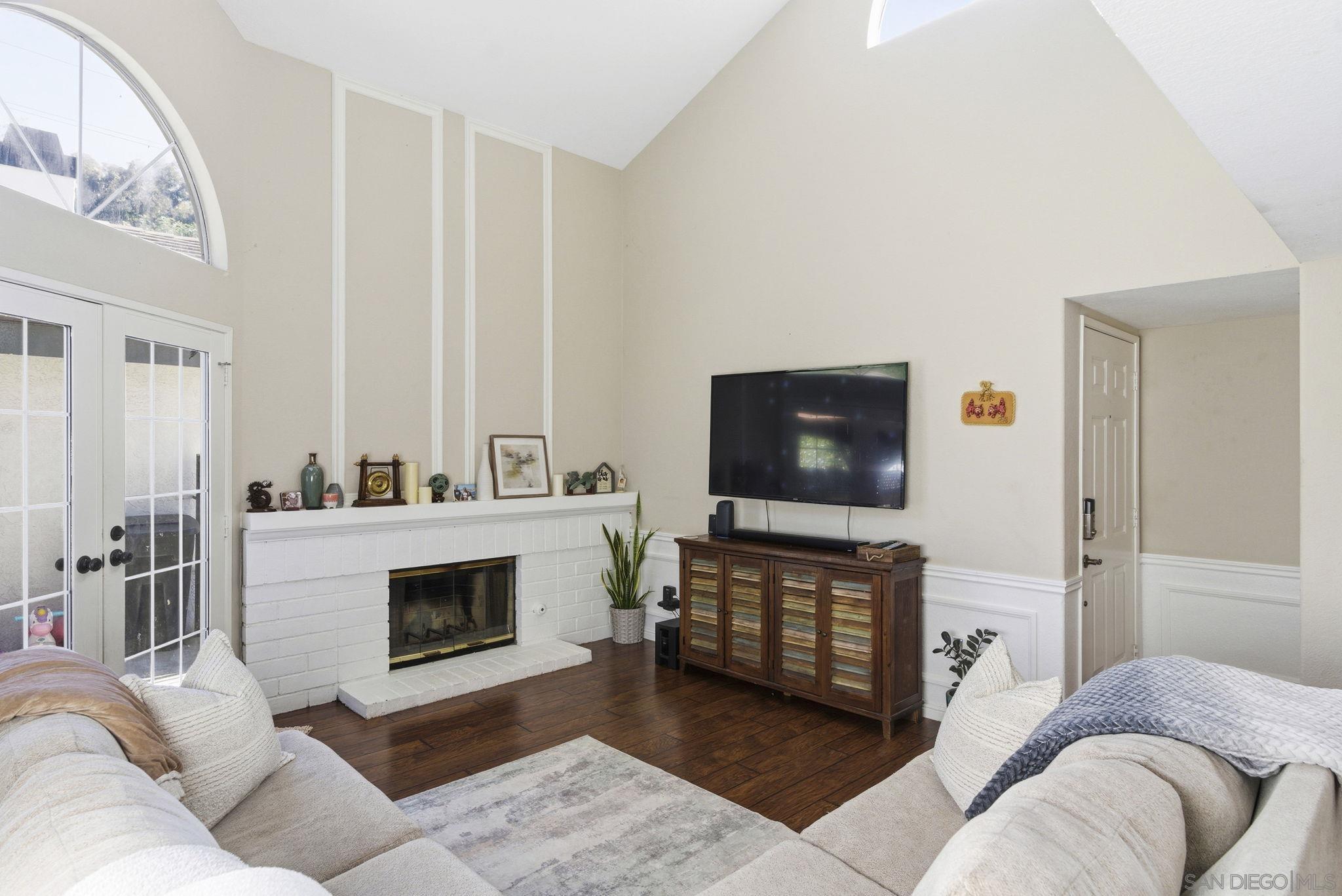 Detail Gallery Image 11 of 40 For 42040  Teatree Ct, Temecula,  CA 92591 - 4 Beds | 2 Baths