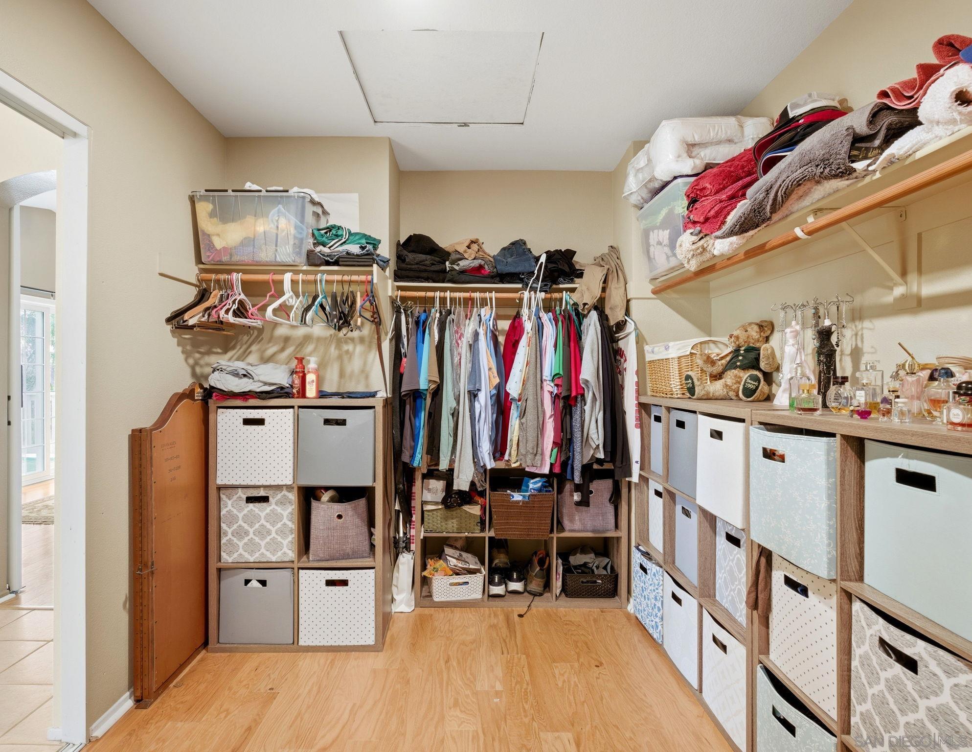 Detail Gallery Image 24 of 34 For 43084  Knightsbridge Way, Temecula,  CA 92592 - 5 Beds | 2/1 Baths