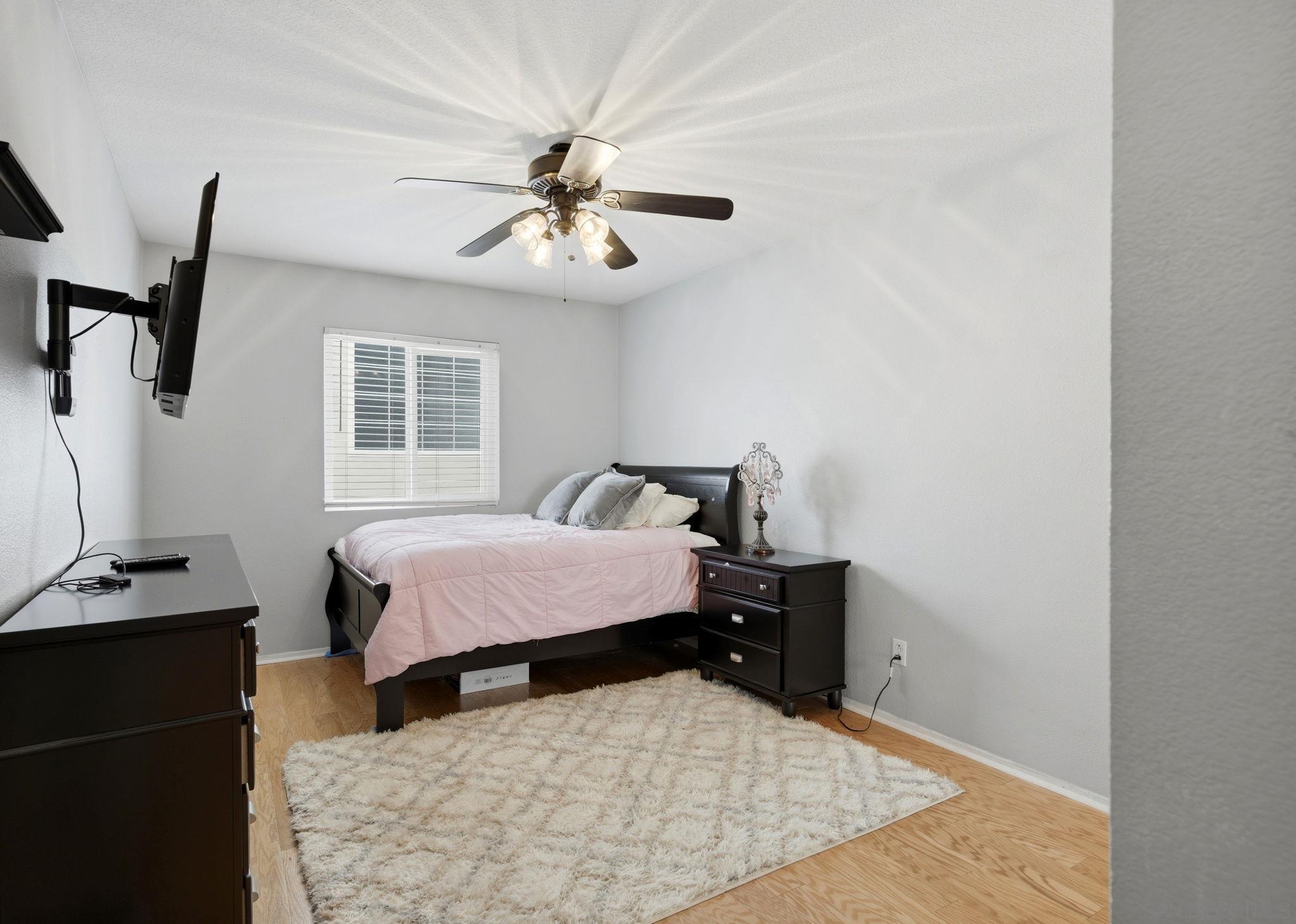 Detail Gallery Image 26 of 34 For 43084  Knightsbridge Way, Temecula,  CA 92592 - 5 Beds | 2/1 Baths