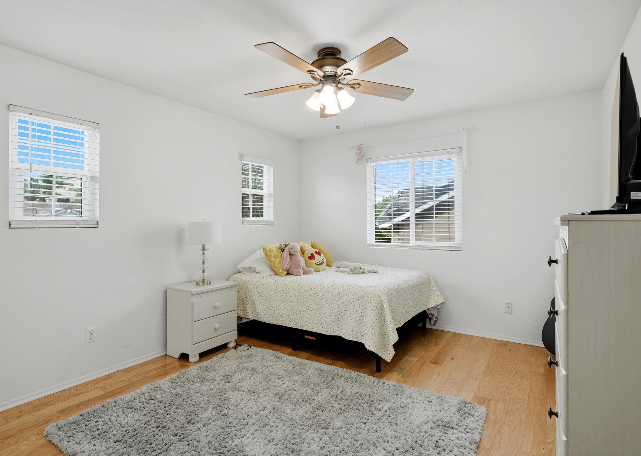 Detail Gallery Image 27 of 34 For 43084  Knightsbridge Way, Temecula,  CA 92592 - 5 Beds | 2/1 Baths