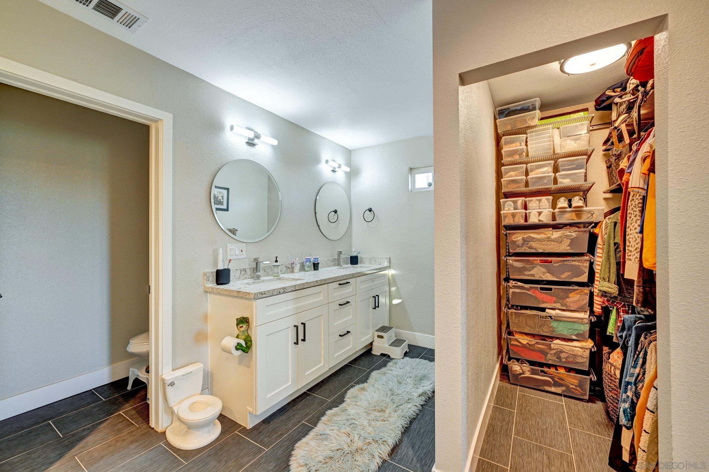 Detail Gallery Image 32 of 51 For 2312  Helix St., Spring Valley,  CA 91977 - 3 Beds | 3 Baths