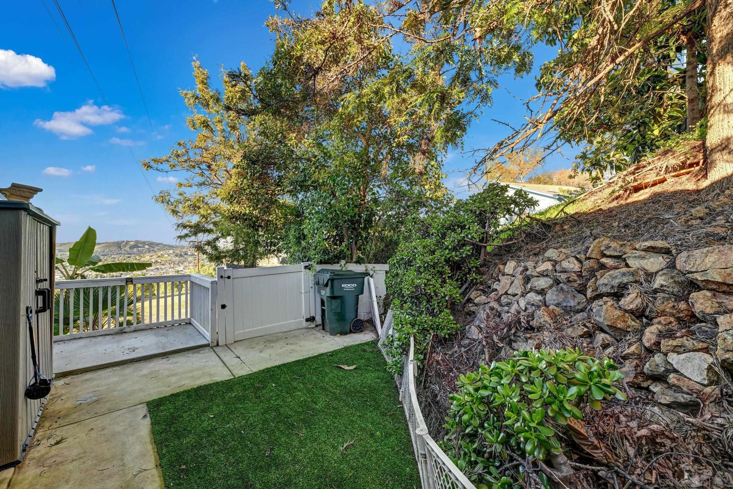 Detail Gallery Image 42 of 51 For 2312  Helix St., Spring Valley,  CA 91977 - 3 Beds | 3 Baths