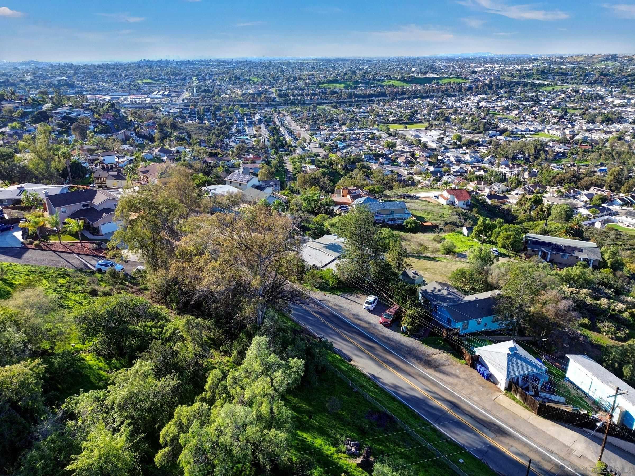 Detail Gallery Image 48 of 51 For 2312  Helix St., Spring Valley,  CA 91977 - 3 Beds | 3 Baths