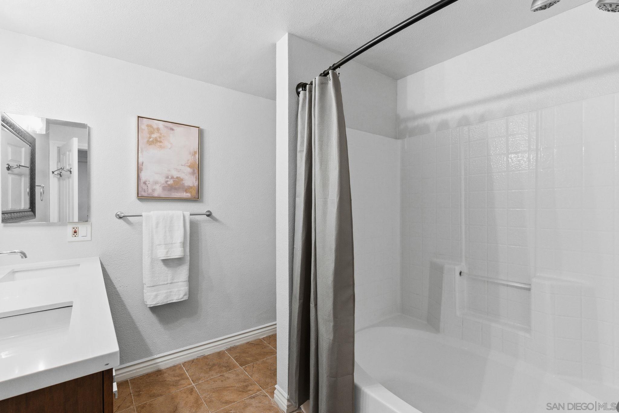 Detail Gallery Image 17 of 40 For 1480  Broadway  #2210,  San Diego,  CA 92101 - 2 Beds | 2 Baths