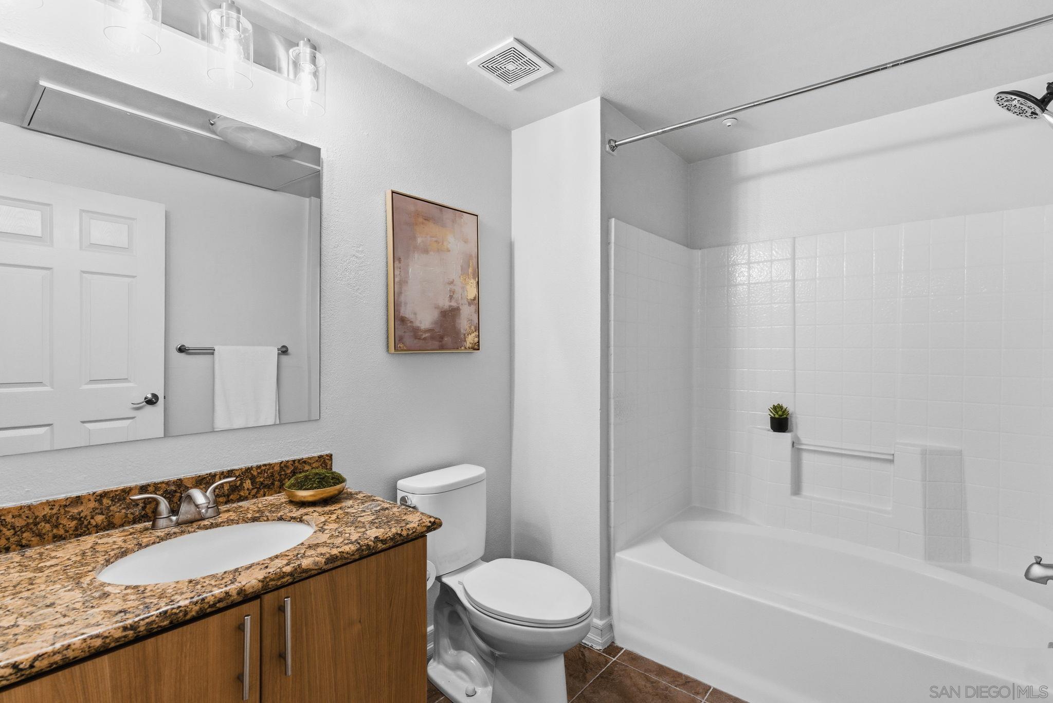 Detail Gallery Image 20 of 40 For 1480  Broadway  #2210,  San Diego,  CA 92101 - 2 Beds | 2 Baths