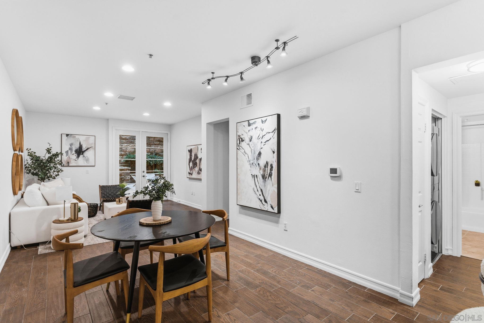 Detail Gallery Image 9 of 40 For 1480  Broadway  #2210,  San Diego,  CA 92101 - 2 Beds | 2 Baths