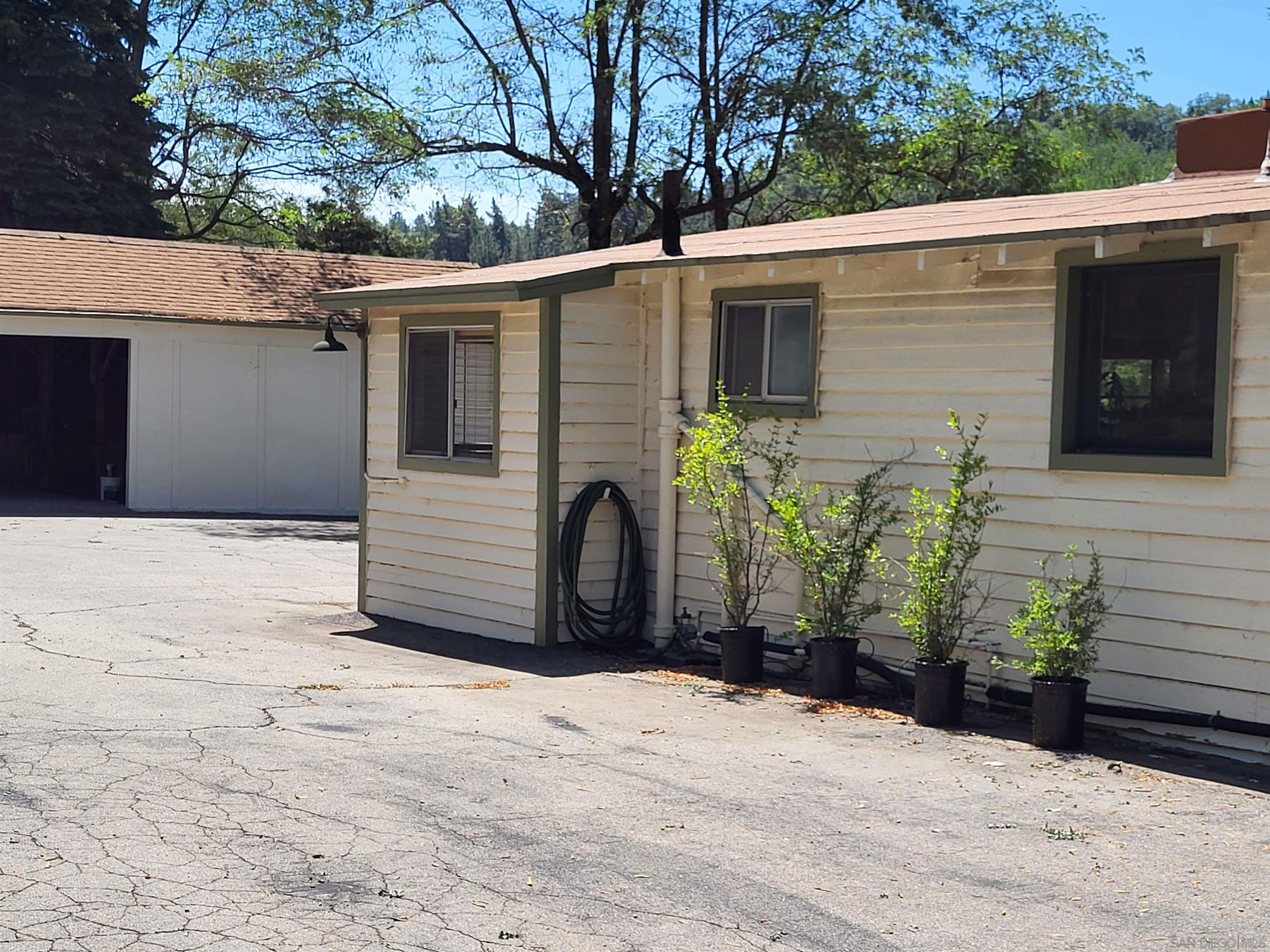 Detail Gallery Image 3 of 30 For 2617  C St, Julian,  CA 92036 - – Beds | – Baths