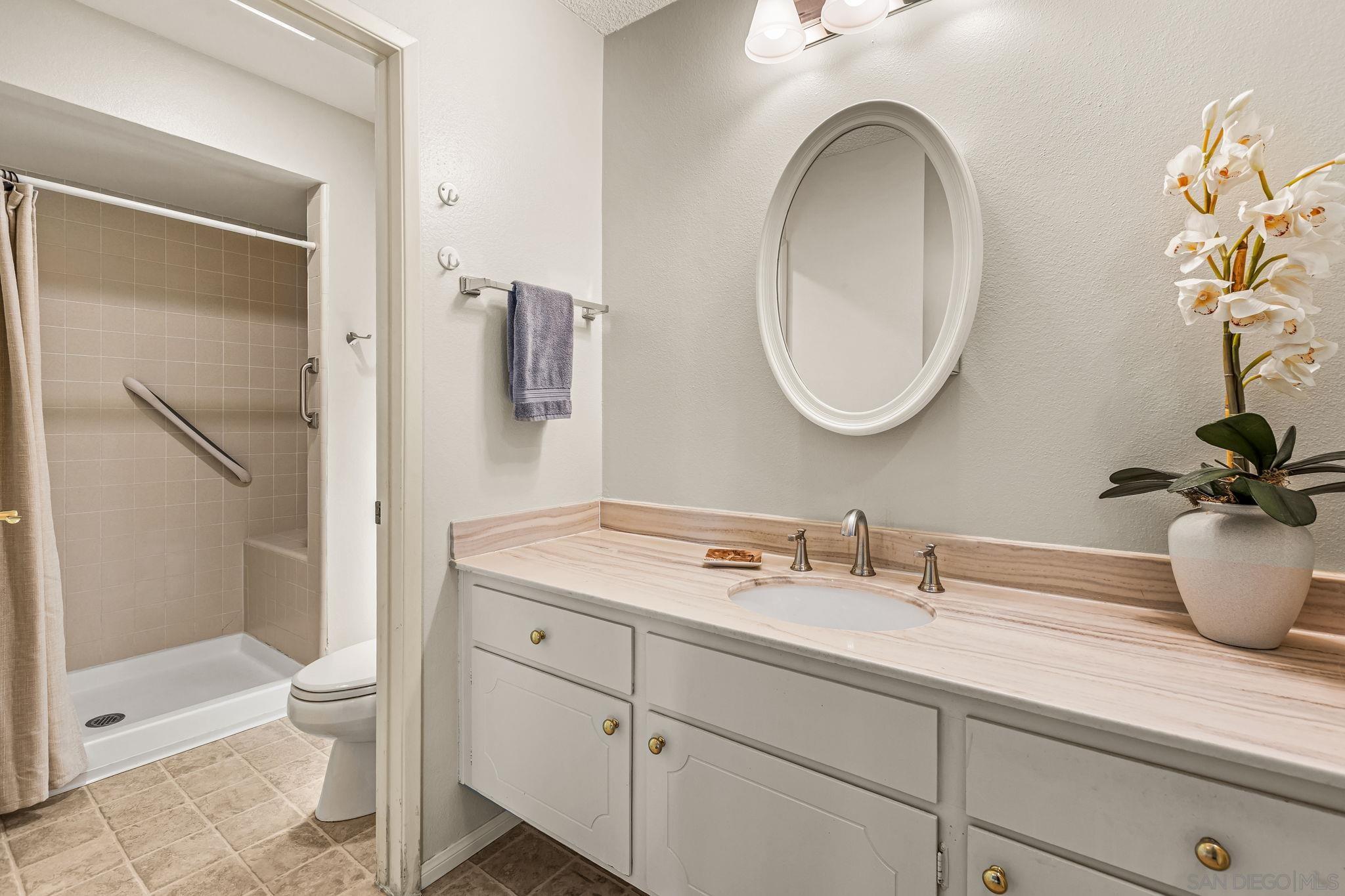 Detail Gallery Image 17 of 43 For Casero Rd, San Diego,  CA 92128 - 2 Beds | 2 Baths