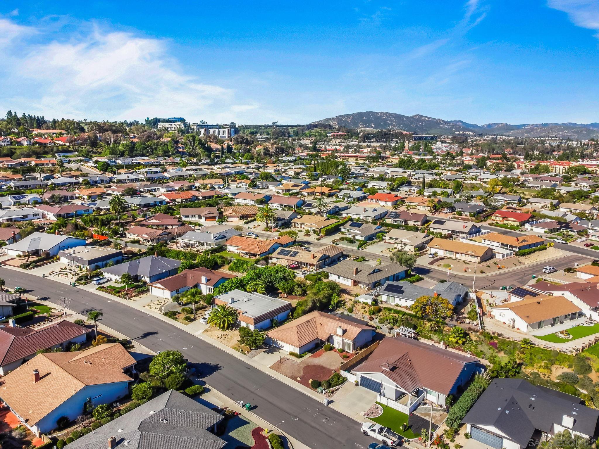 Detail Gallery Image 42 of 43 For Casero Rd, San Diego,  CA 92128 - 2 Beds | 2 Baths