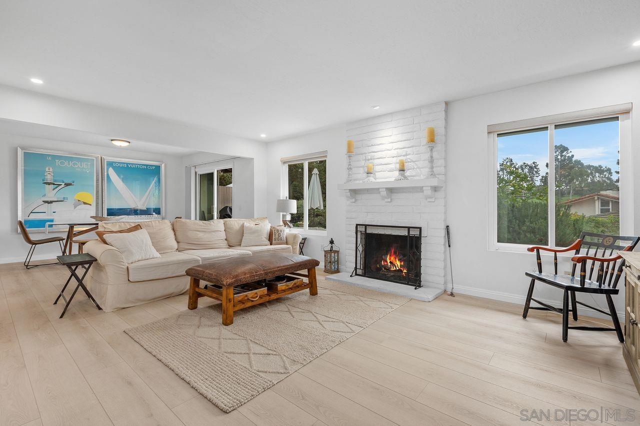 Detail Gallery Image 19 of 40 For 115  Vallarta Ct, Solana Beach,  CA 92075 - 2 Beds | 2 Baths