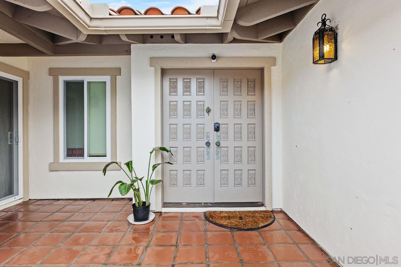 Detail Gallery Image 7 of 43 For 115  Vallarta Ct, Solana Beach,  CA 92075 - 2 Beds | 2 Baths