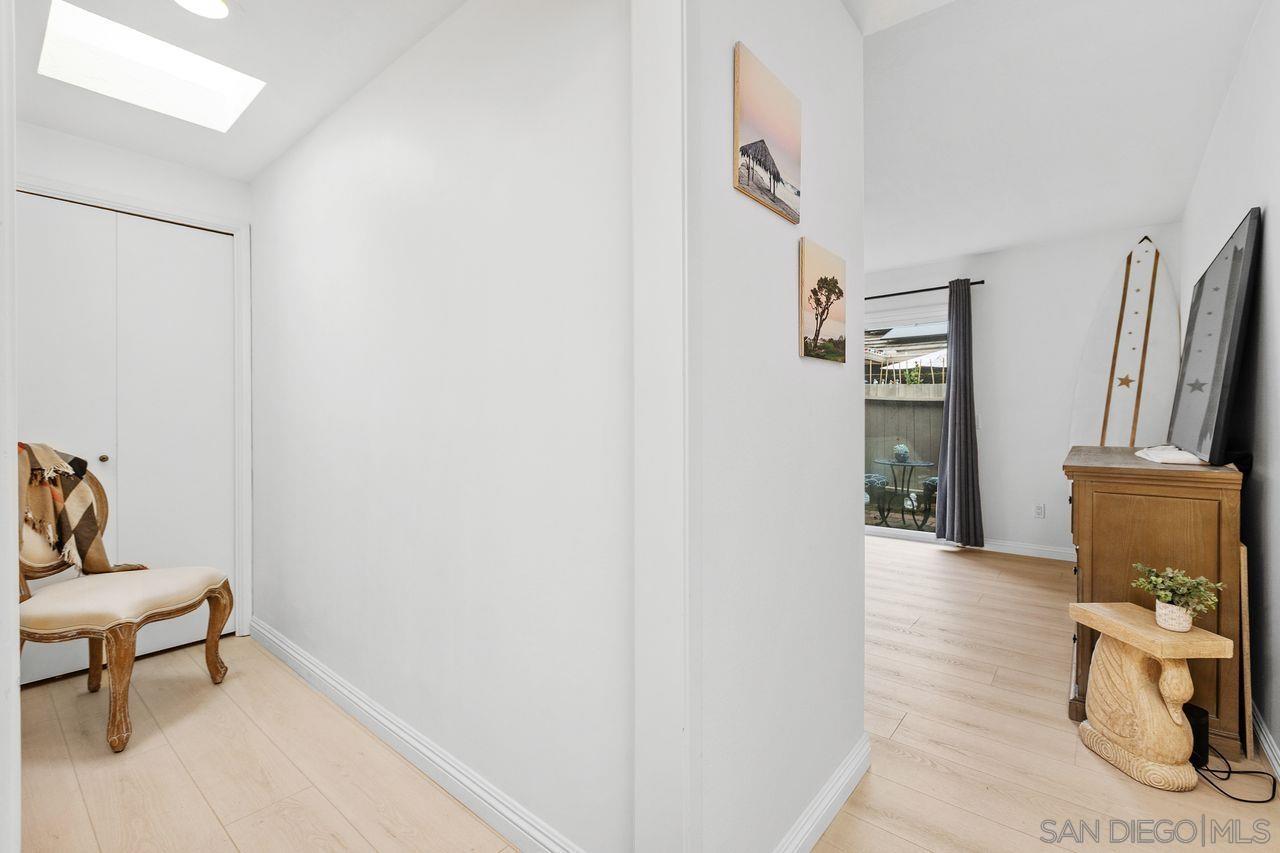 Detail Gallery Image 9 of 40 For 115  Vallarta Ct, Solana Beach,  CA 92075 - 2 Beds | 2 Baths