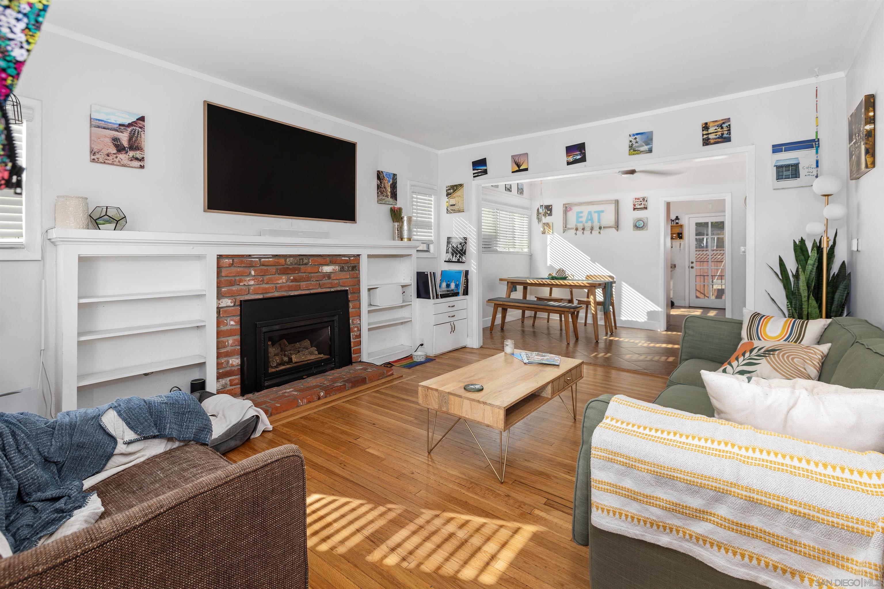 Detail Gallery Image 3 of 53 For 4830-4832  Utah St, San Diego,  CA 92116 - – Beds | – Baths