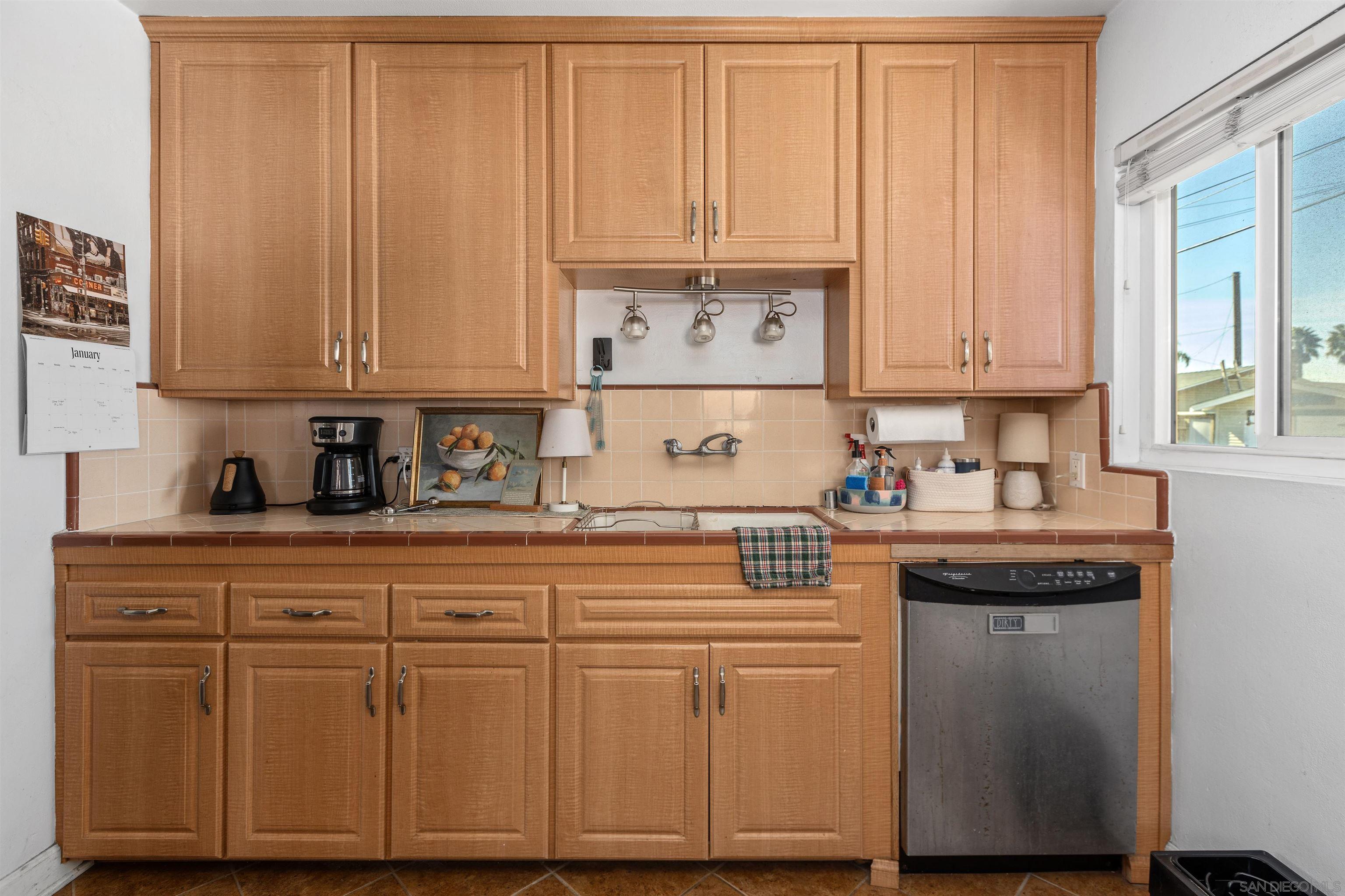 Detail Gallery Image 28 of 53 For 4830-4832  Utah St, San Diego,  CA 92116 - – Beds | – Baths