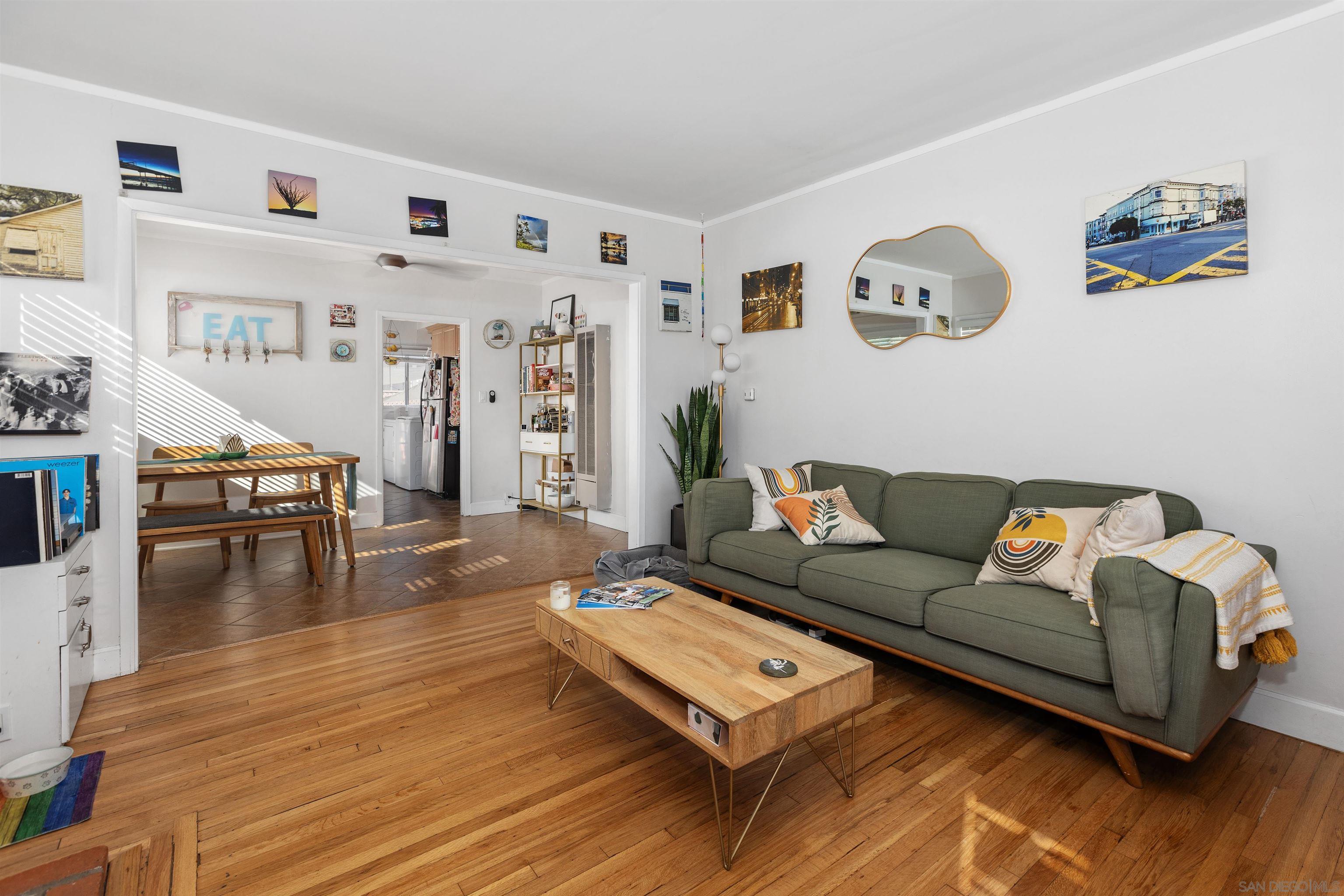 Detail Gallery Image 4 of 53 For 4830-4832  Utah St, San Diego,  CA 92116 - – Beds | – Baths