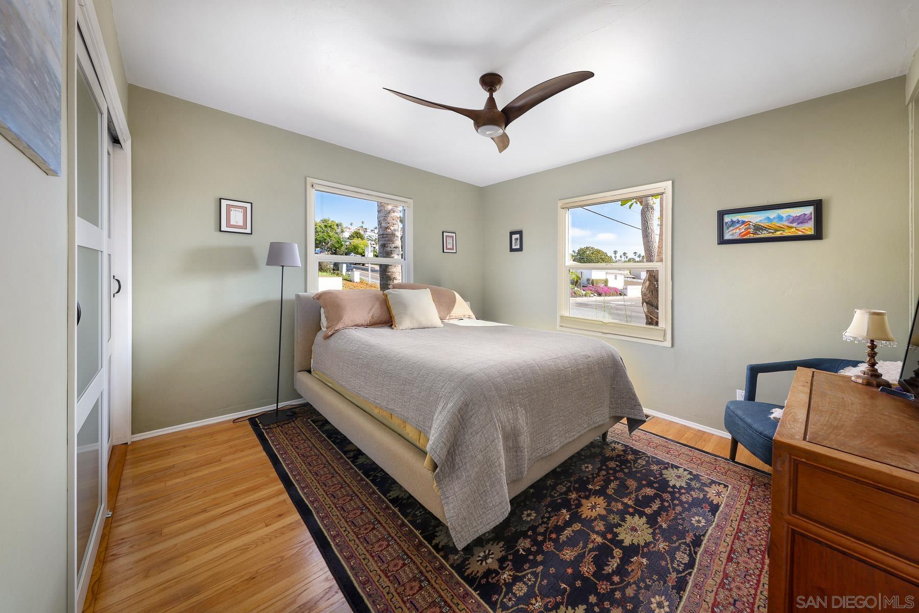 Detail Gallery Image 14 of 42 For 4506  Point Loma Ave, San Diego,  CA 92107 - 4 Beds | 3 Baths