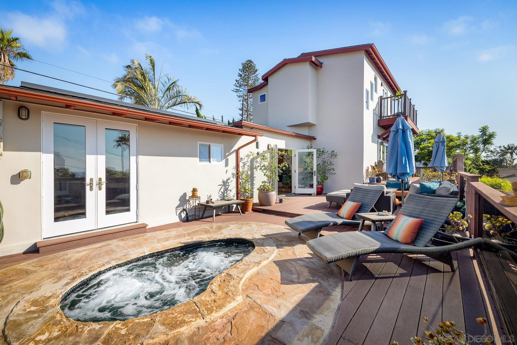 Detail Gallery Image 37 of 42 For 4506  Point Loma Ave, San Diego,  CA 92107 - 4 Beds | 3 Baths