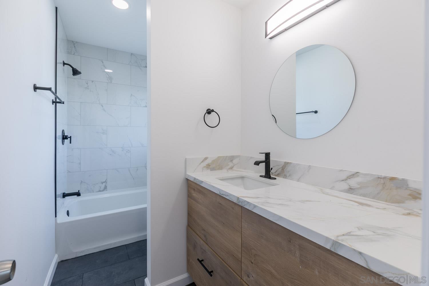 Detail Gallery Image 13 of 28 For 279  Coralwood Ct, Chula Vista,  CA 91910 - – Beds | – Baths