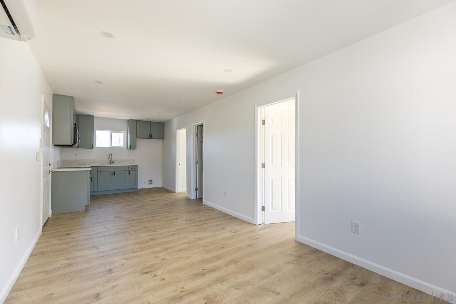 Detail Gallery Image 18 of 28 For 279  Coralwood Ct, Chula Vista,  CA 91910 - – Beds | – Baths