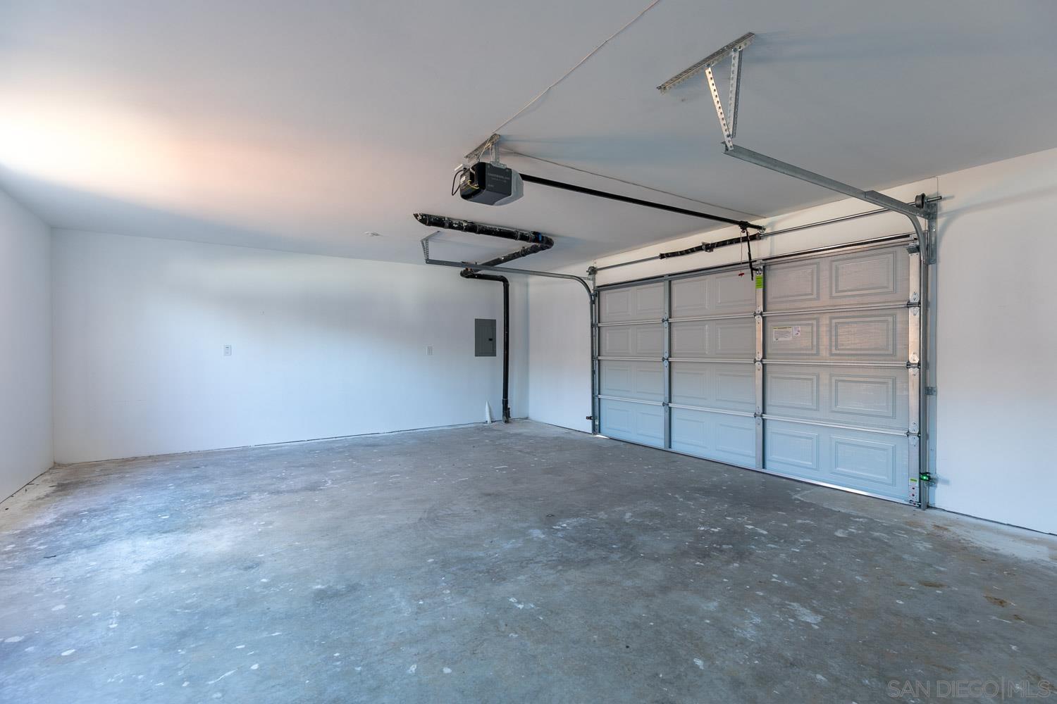 Detail Gallery Image 24 of 28 For 279  Coralwood Ct, Chula Vista,  CA 91910 - – Beds | – Baths