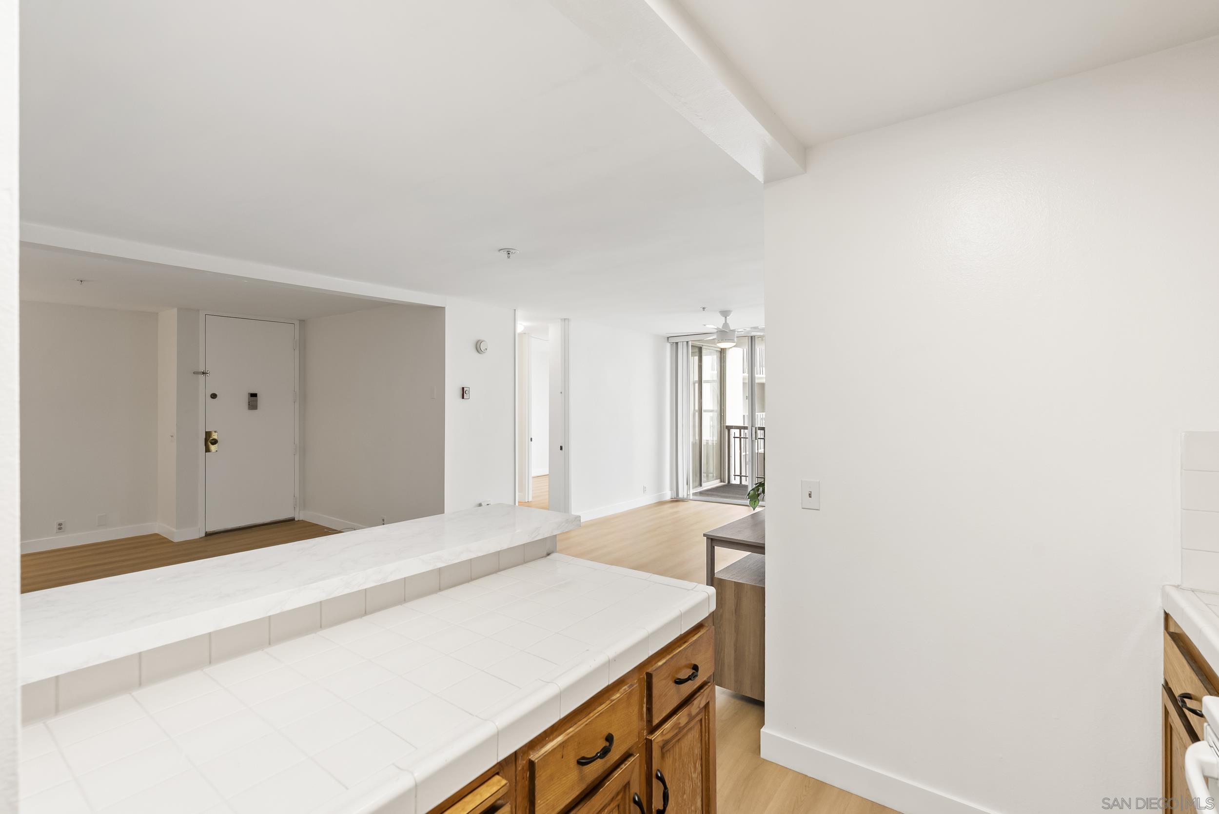 Detail Gallery Image 15 of 36 For 727  Sapphire St  #301,  San Diego,  CA 92109 - 2 Beds | 2 Baths