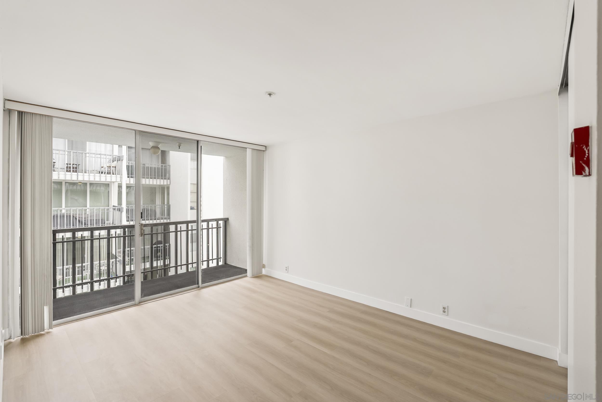 Detail Gallery Image 18 of 36 For 727  Sapphire St  #301,  San Diego,  CA 92109 - 2 Beds | 2 Baths