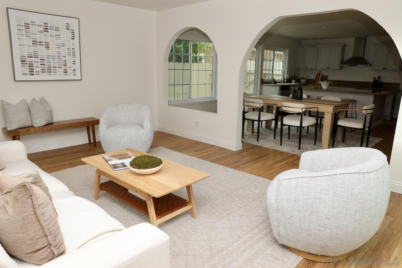 Detail Gallery Image 17 of 40 For 8907  Taurus Place, San Diego,  CA 92126 - 5 Beds | 3 Baths