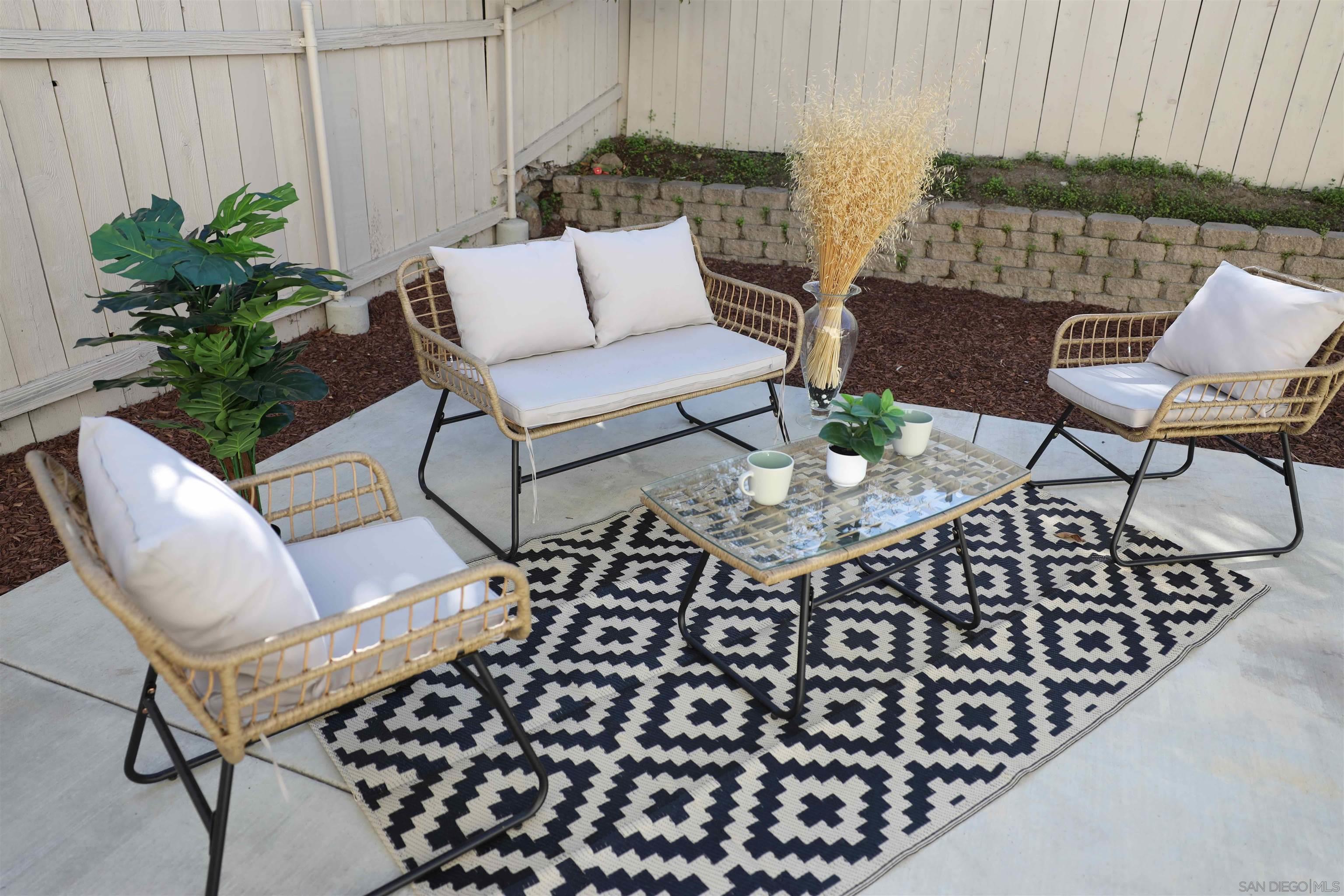 Detail Gallery Image 33 of 40 For 8907  Taurus Place, San Diego,  CA 92126 - 5 Beds | 3 Baths