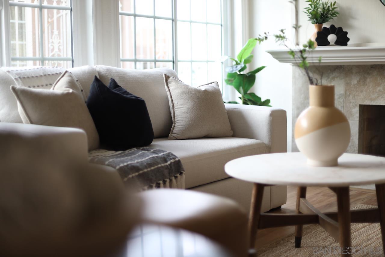 Detail Gallery Image 7 of 40 For 8907  Taurus Place, San Diego,  CA 92126 - 5 Beds | 3 Baths