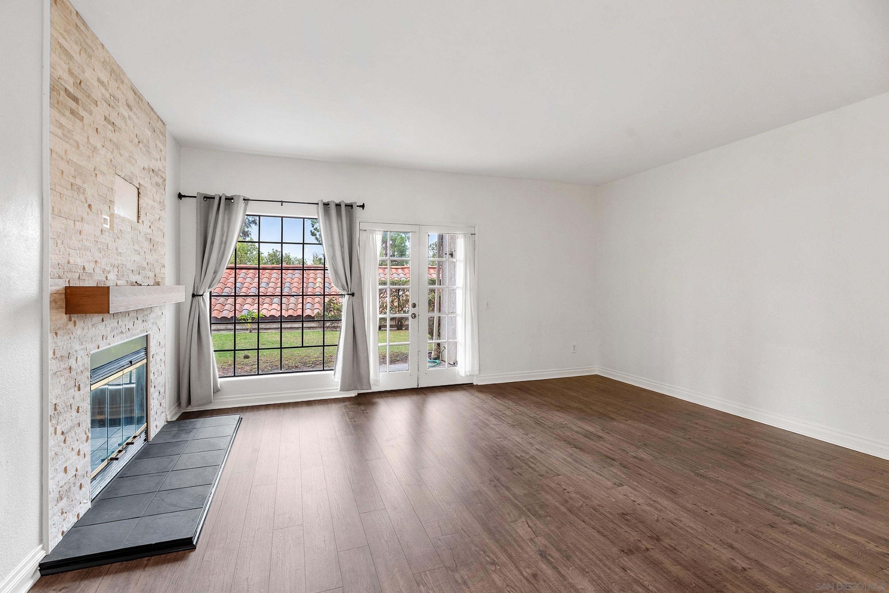 Detail Gallery Image 15 of 50 For 16232  Avenida Venusto  #B,  San Diego,  CA 92128 - 3 Beds | 2 Baths