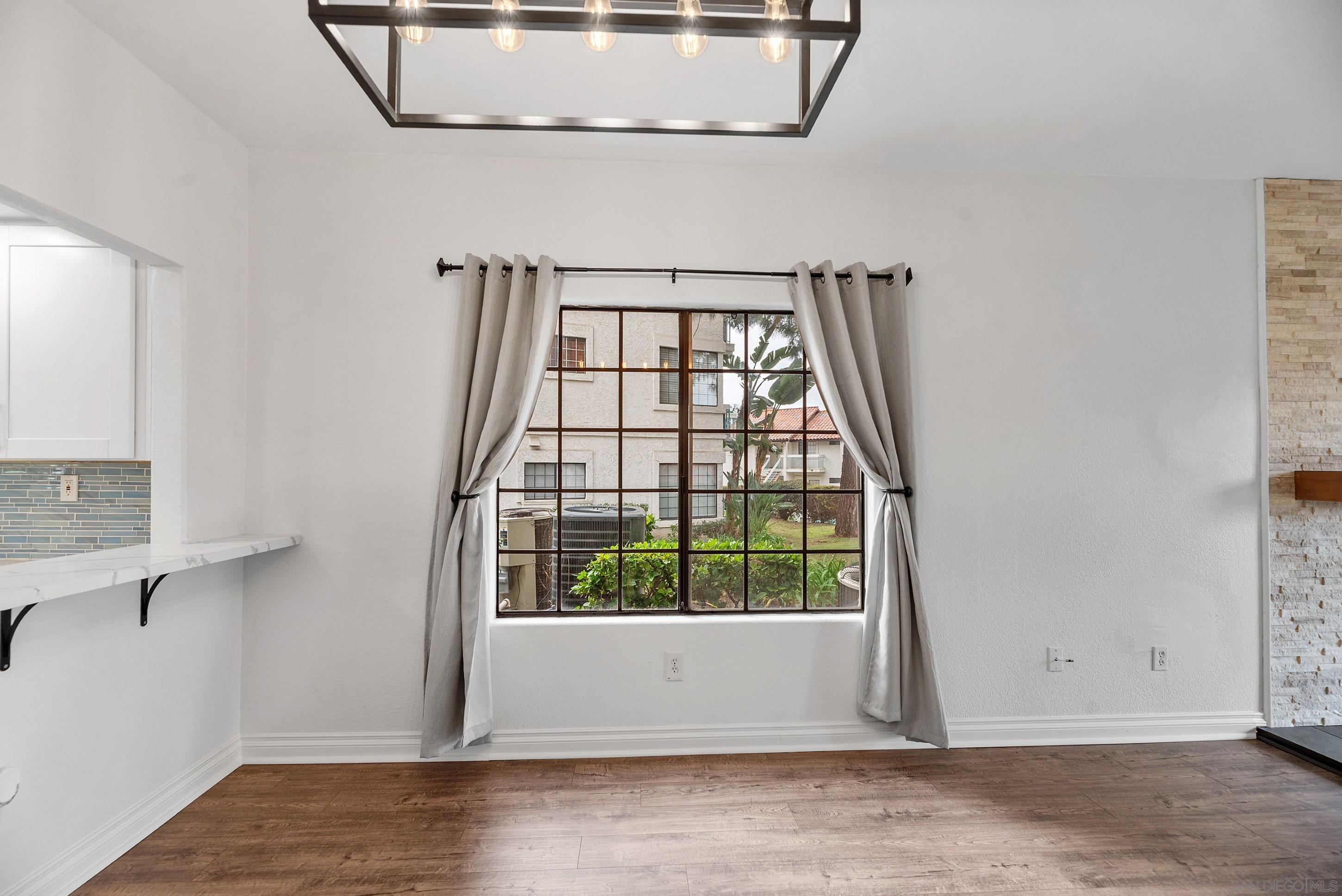Detail Gallery Image 18 of 50 For 16232  Avenida Venusto  #B,  San Diego,  CA 92128 - 3 Beds | 2 Baths