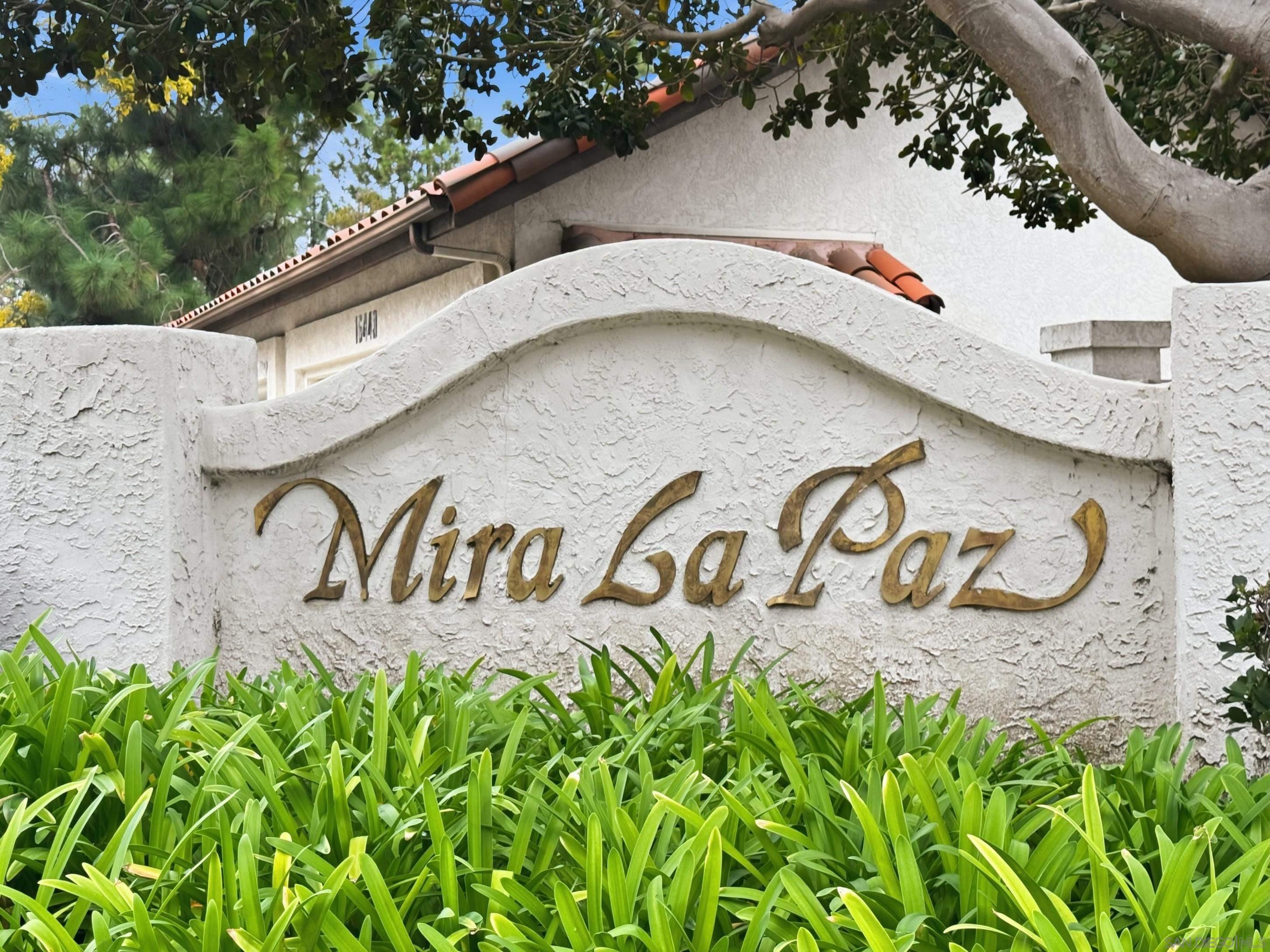 Detail Gallery Image 3 of 50 For 16232  Avenida Venusto  #B,  San Diego,  CA 92128 - 3 Beds | 2 Baths