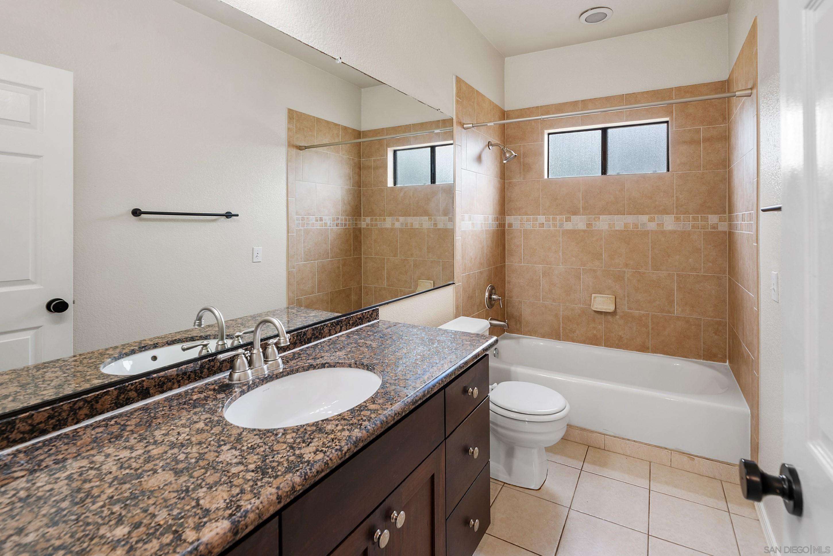 Detail Gallery Image 30 of 50 For 16232  Avenida Venusto  #B,  San Diego,  CA 92128 - 3 Beds | 2 Baths