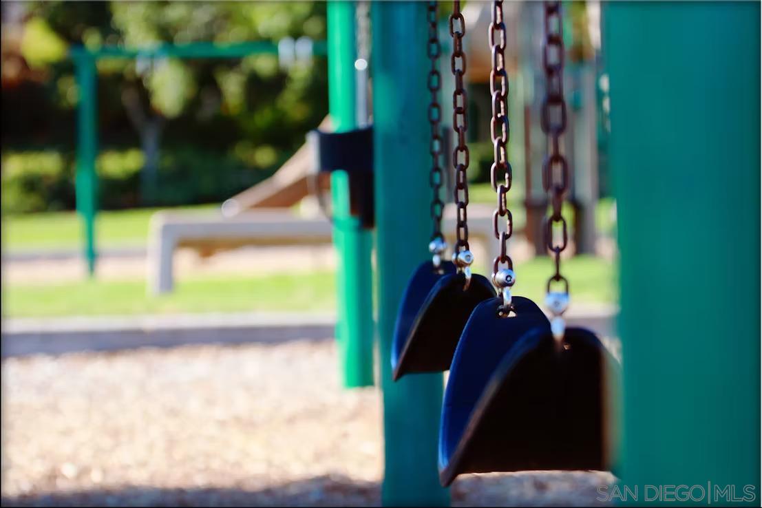 Detail Gallery Image 49 of 50 For 16232  Avenida Venusto  #B,  San Diego,  CA 92128 - 3 Beds | 2 Baths