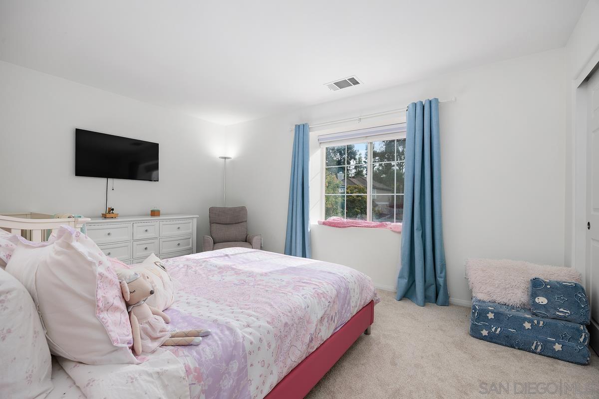 Detail Gallery Image 16 of 25 For 5512  Foxtail Loop, Carlsbad,  CA 92010 - 3 Beds | 2/1 Baths