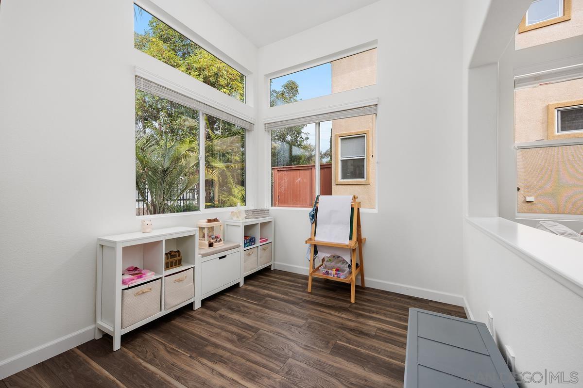 Detail Gallery Image 9 of 25 For 5512  Foxtail Loop, Carlsbad,  CA 92010 - 3 Beds | 2/1 Baths