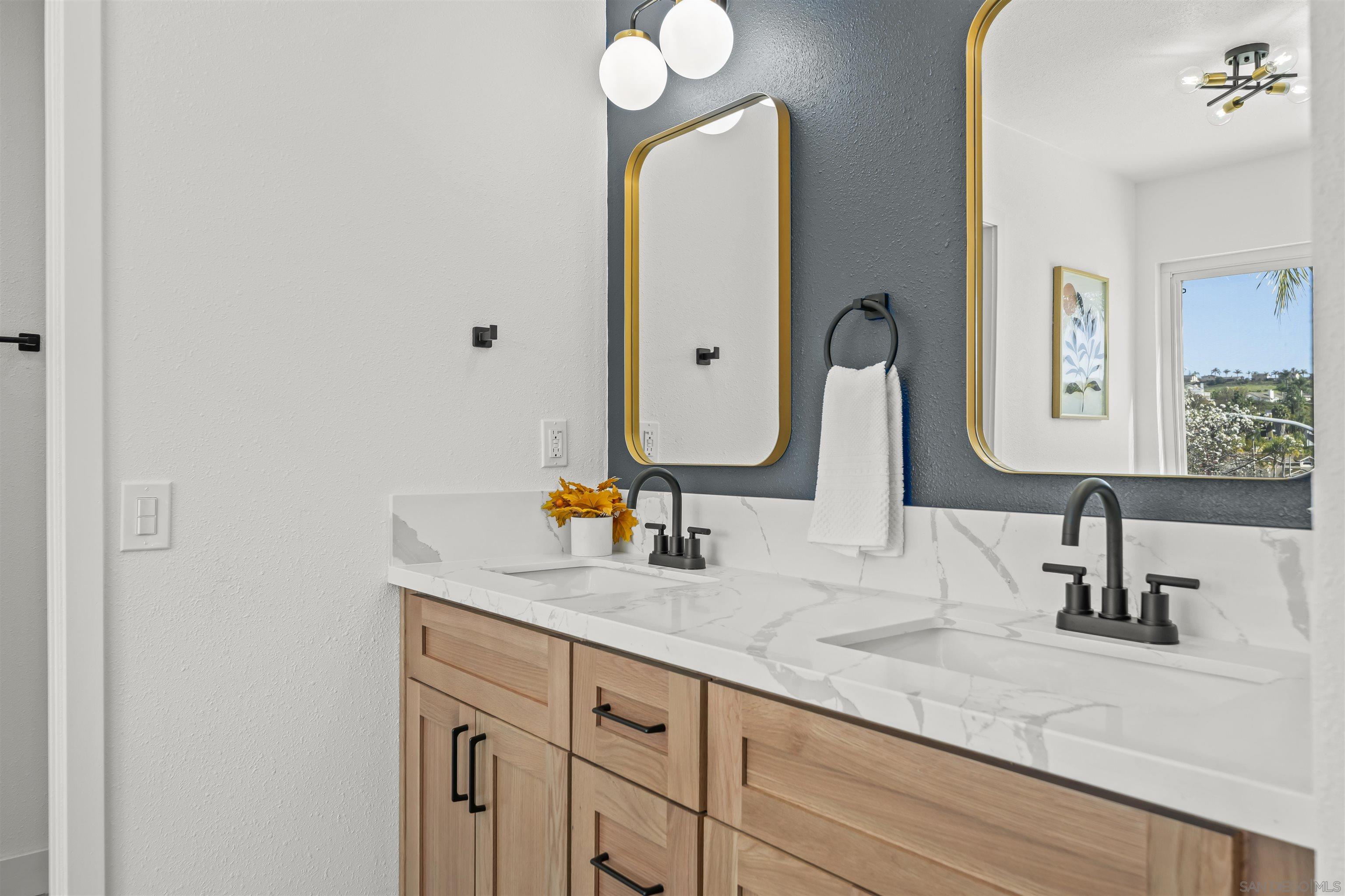 Detail Gallery Image 27 of 59 For 1513  Powell Rd, Oceanside,  CA 92056 - 4 Beds | 3 Baths