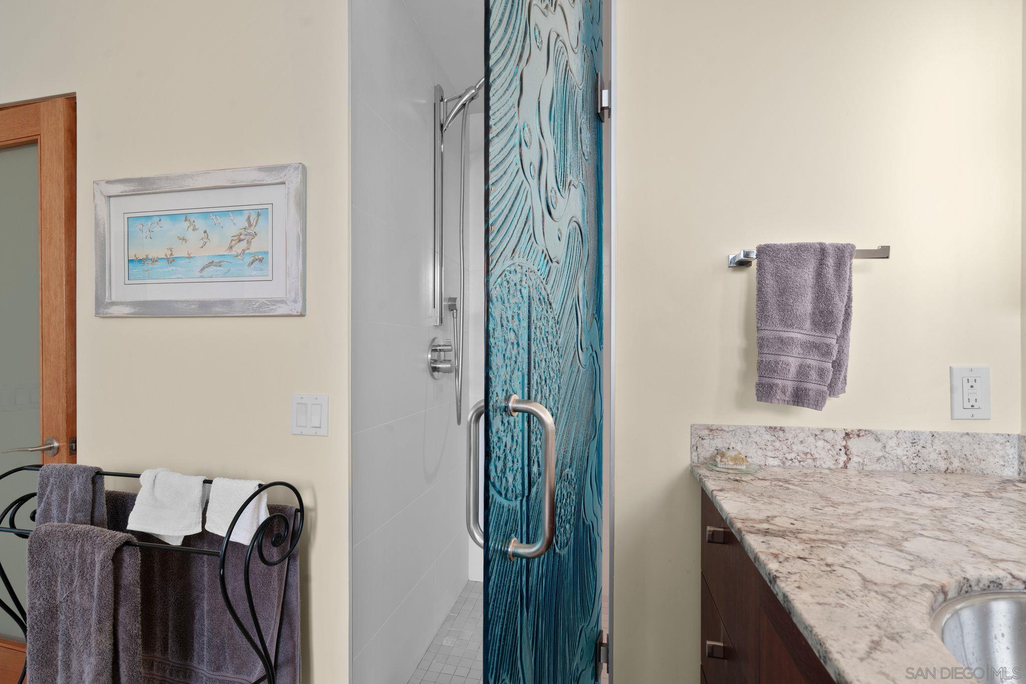 Detail Gallery Image 22 of 48 For 150  Juniper Ave, Carlsbad,  CA 92008 - 3 Beds | 2/2 Baths