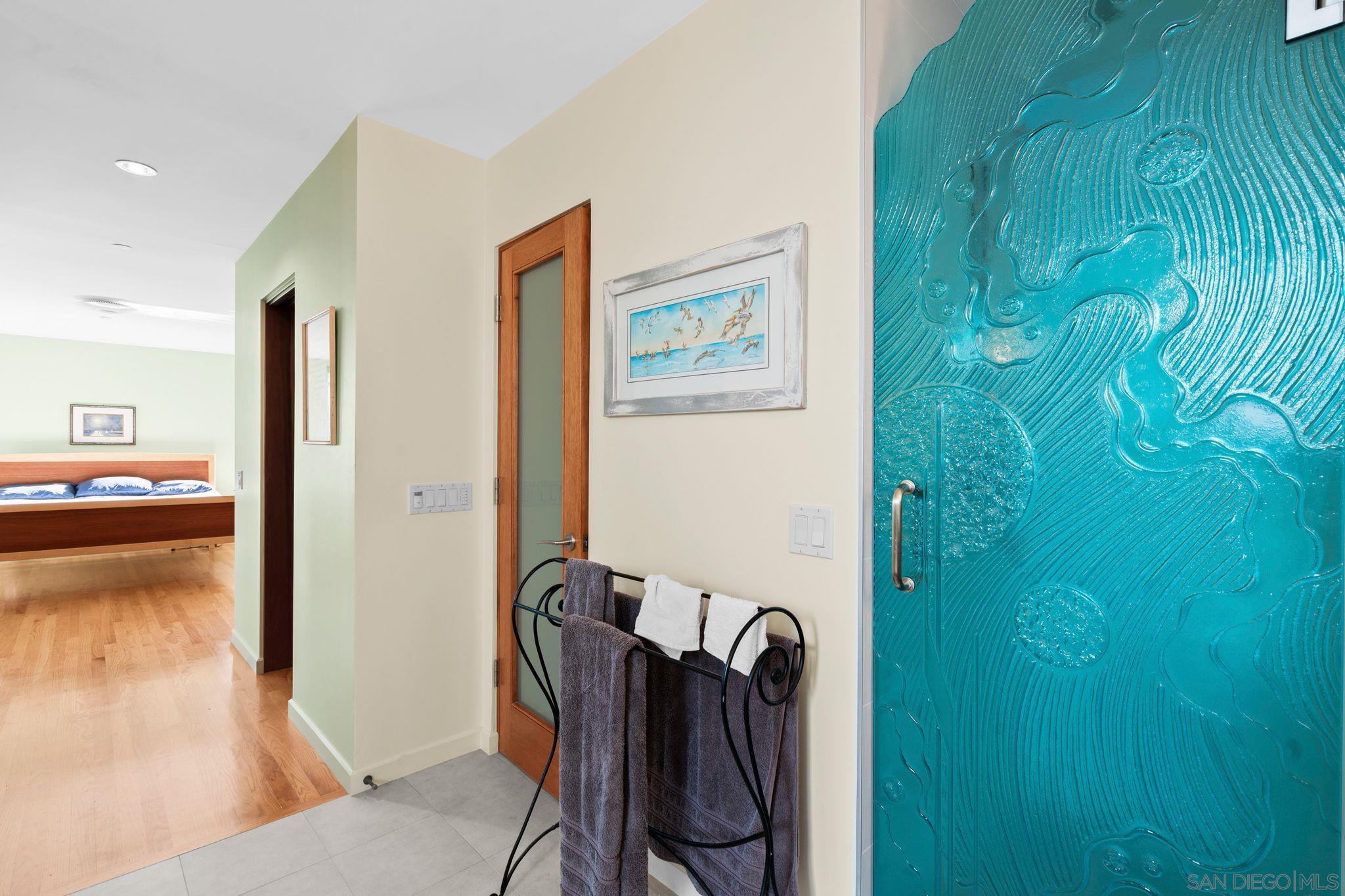 Detail Gallery Image 23 of 48 For 150  Juniper Ave, Carlsbad,  CA 92008 - 3 Beds | 2/2 Baths