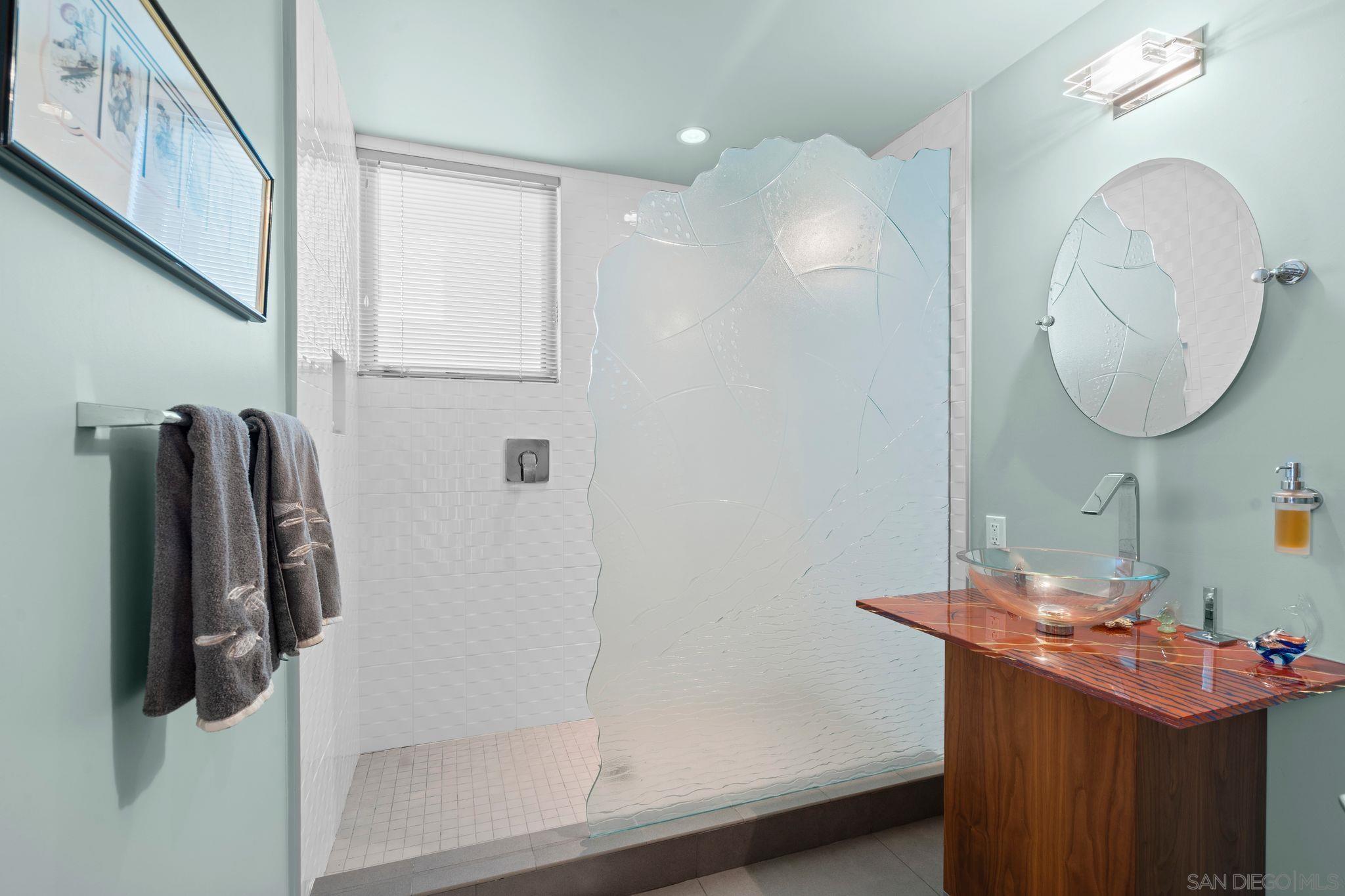 Detail Gallery Image 29 of 48 For 150  Juniper Ave, Carlsbad,  CA 92008 - 3 Beds | 2/2 Baths